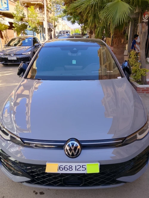Volkswagen Golf 8 2025 المجمولة Harman / Kardon
