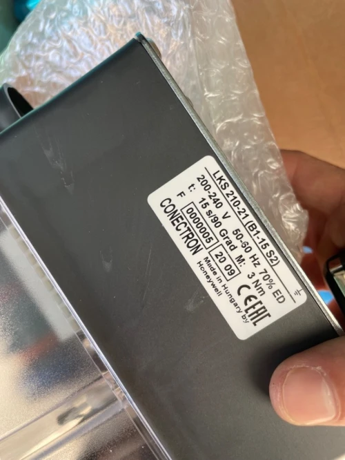 Servomoteur pour brûleurs et machines