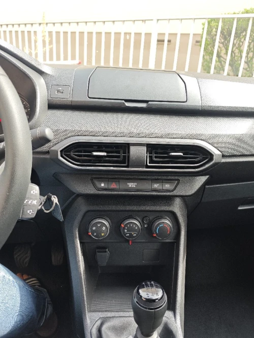 Dacia Sandero 2024 Essential