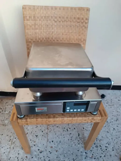Machine à PANINI/SANDWICH 