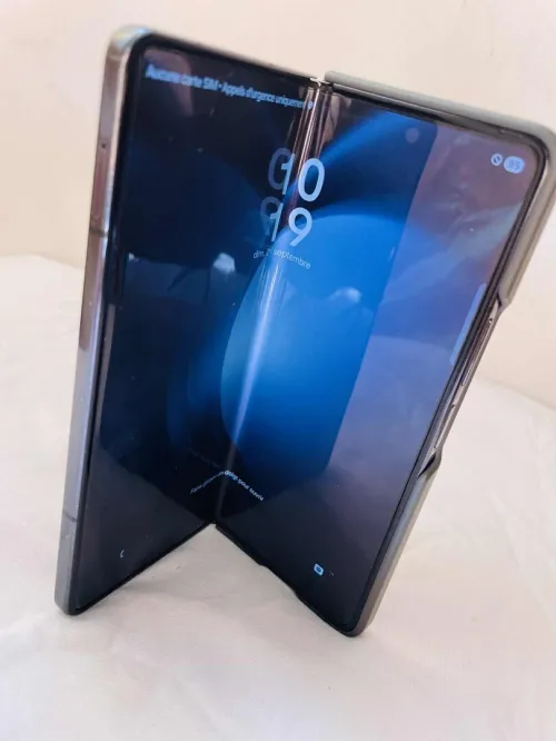 Samsung Galaxy Z Fold 5