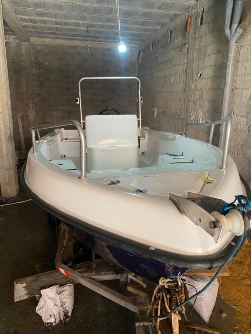 Bateau polyor 5,50 