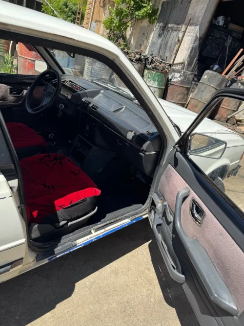 Peugeot 305 1989 305