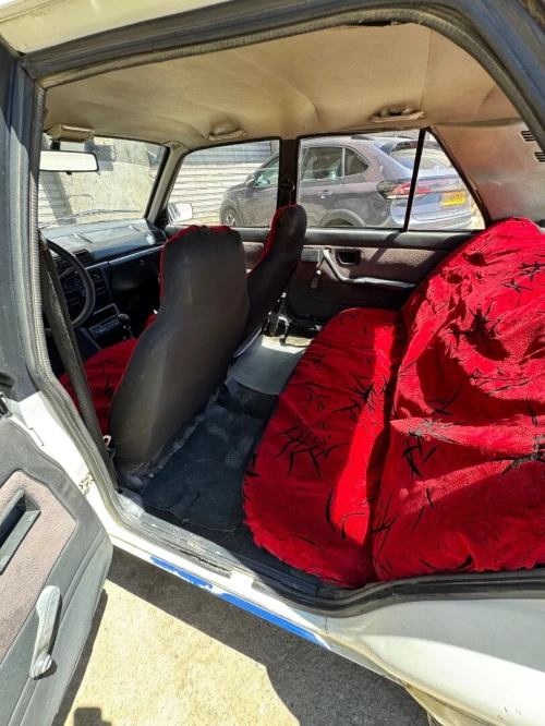 Peugeot 305 1989 305