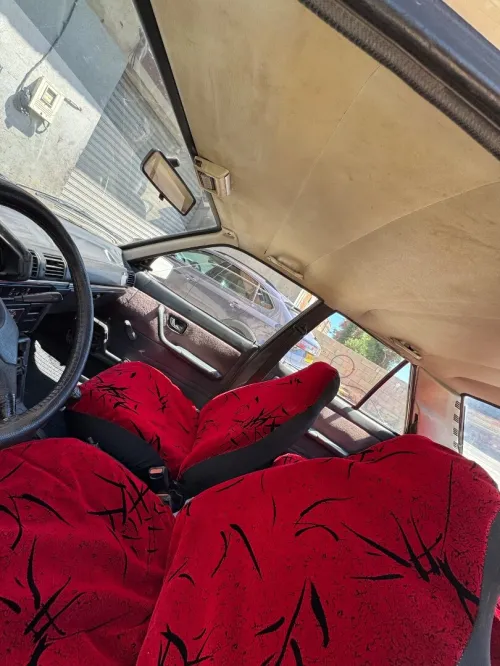 Peugeot 305 1989 305