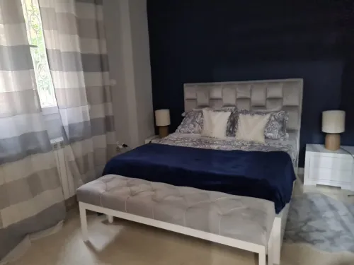 Chambre à coucher en bois hêtre