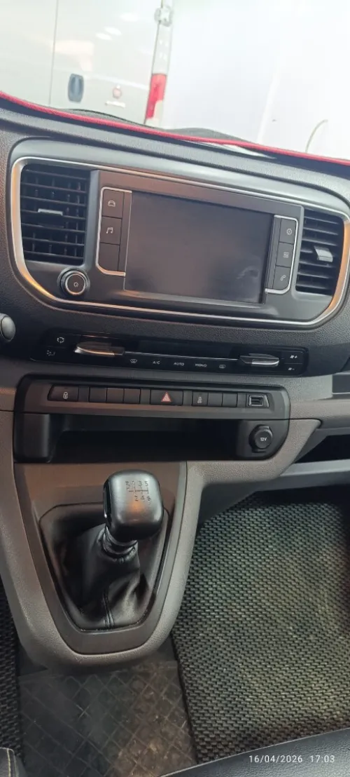 Peugeot Expert 2023 Combi