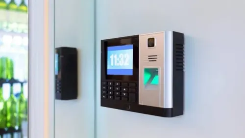 Vente et installation de pointeuses biométriques 