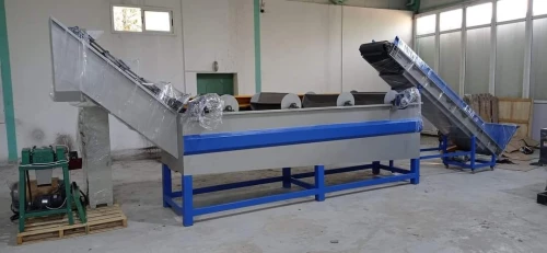 RECYCLAGE DES PLASTIQUE (وحدة  اعادة تدوير البلاستيك)