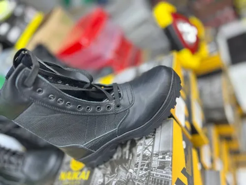 Chaussures de sécurité pour entreprises et chantiers  Meilleurs prix en gros