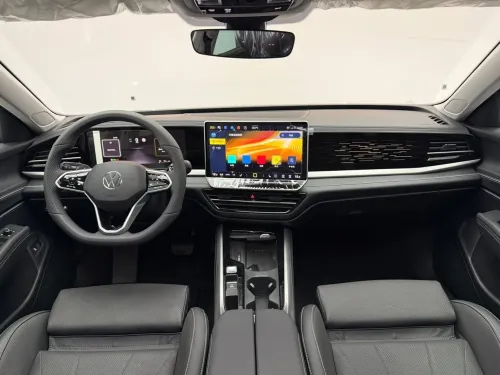 Volkswagen Passat 2026 PRO
