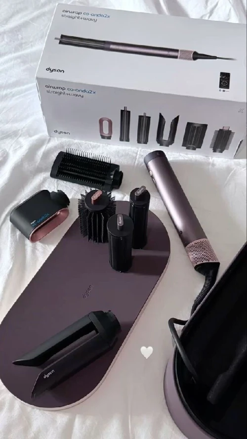 Dyson airwrap co-anda