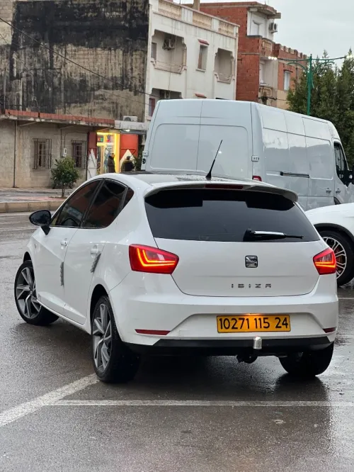 Seat Ibiza 2015 Black line