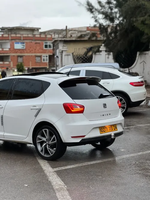 Seat Ibiza 2015 Black line