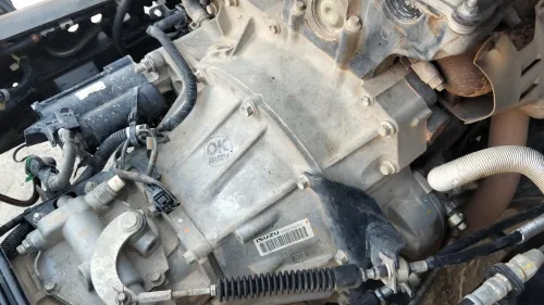 Isuzu NPR71 2010