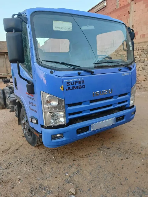 Isuzu Npr71 2014