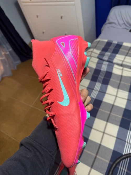 Souliers de foot, crampons Nike, original, pointure 47,5