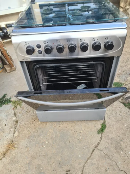 CUISINIERE