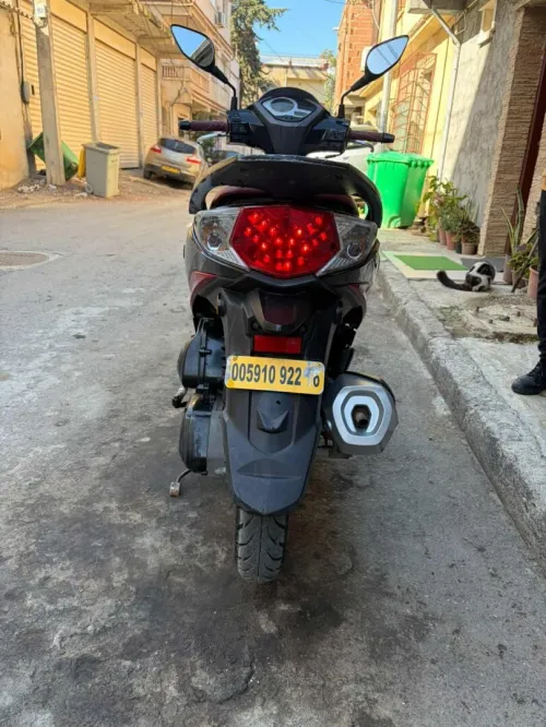 Sym St 