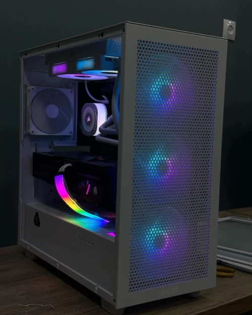 PC GAMER