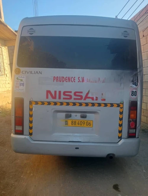 Nissan Nissan 