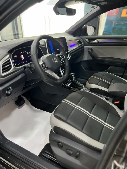 Volkswagen T-Roc 2025 R-Line 