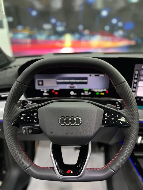 Audi Q3 2026 S line