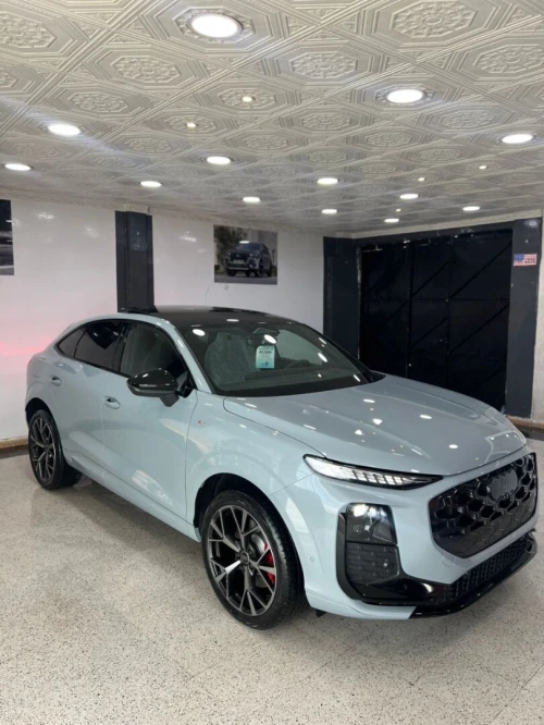 Audi Q3 2026 S-LINE