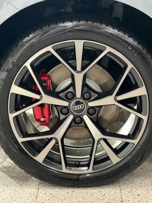 Audi Q3 2026 S-LINE