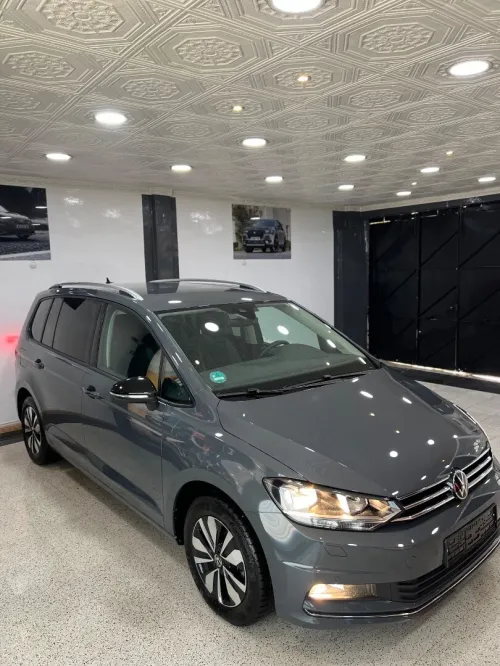 Volkswagen Touran 2025 Life Plus