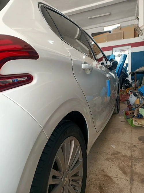 Peugeot 208 2020 Allure Facelift