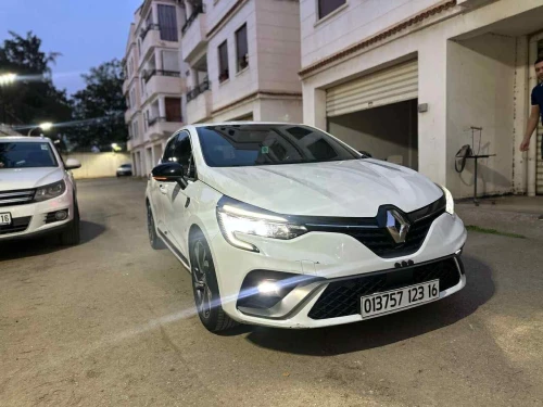 Renault Clio5 2023 Rs line