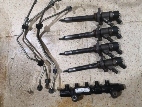 pièces de moteur 1.6 HDI 110CH 