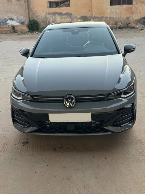 Volkswagen Golf 8 2025 R-Line