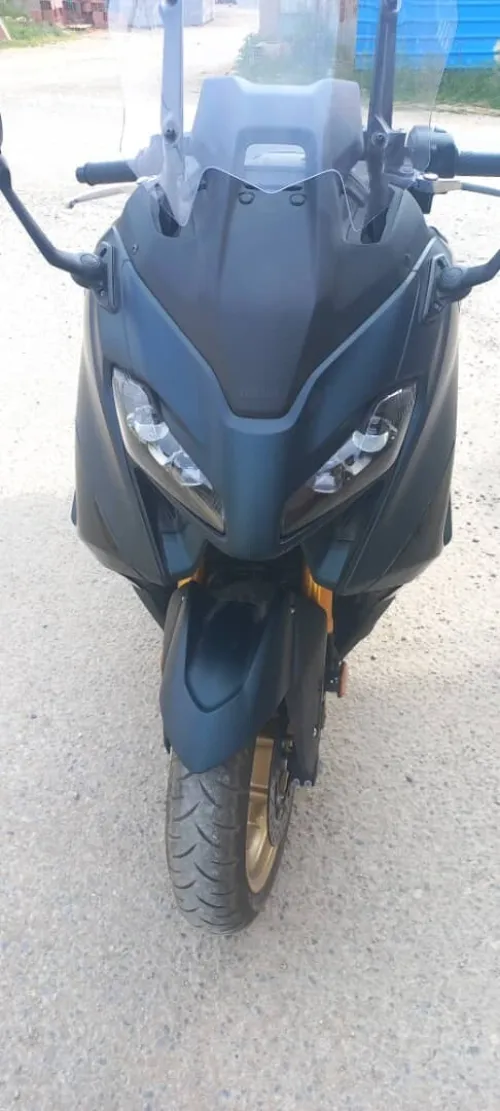 Yamaha Tmax 562 