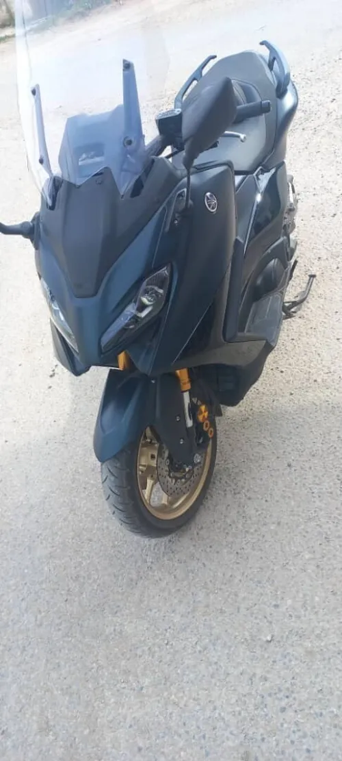 Yamaha Tmax 562 