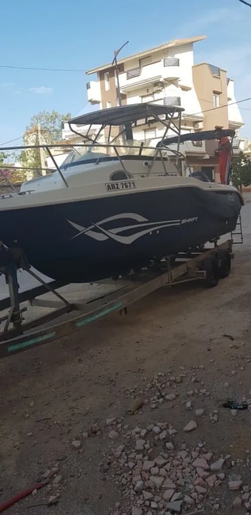 Bateau ultramar 7,40