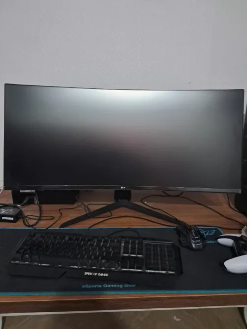 Écran gaming LG 160hz curved
