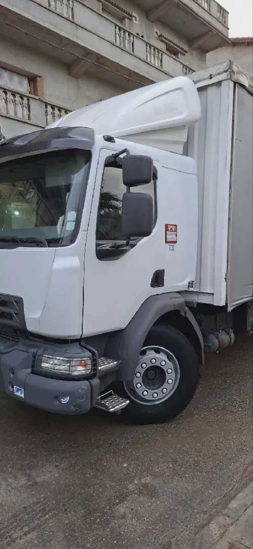 Renault Midlum 2015