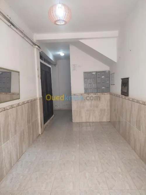 Location Appartement F3 Oran Es senia