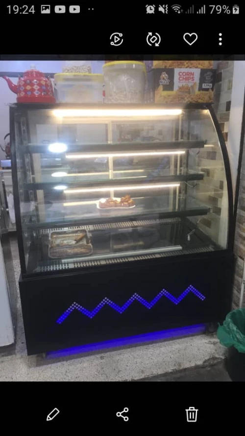 pésentoir de la patisserie