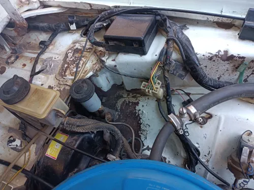 Mazda 323 1984 Bachi