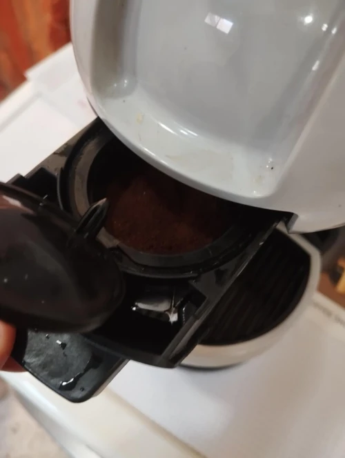 machine a cafe NESCAFE  DLCE GUSTO
