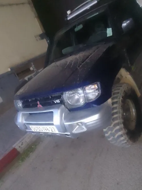 Mitsubishi Pajero Court 1998 Pajero Court