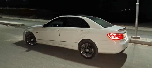 Mercedes Classe E 2012 AVANTGARDE Pack AMG