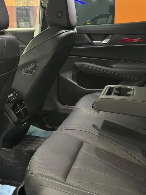Volkswagen Passat 2025 Pro