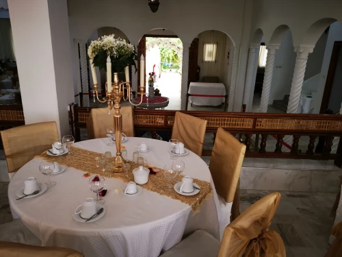 SALLE DES FETES LA VILLA MAURESQUE 