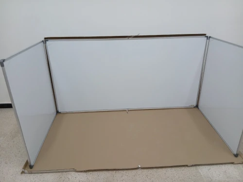 Tableau blanc magique avec volet