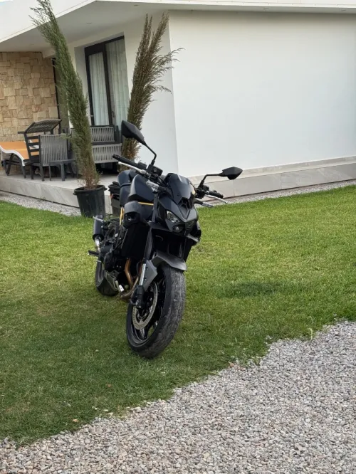Kawasaki Z900 
