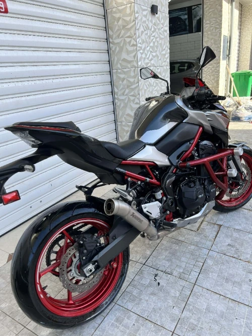 Kawasaki Z900 2023